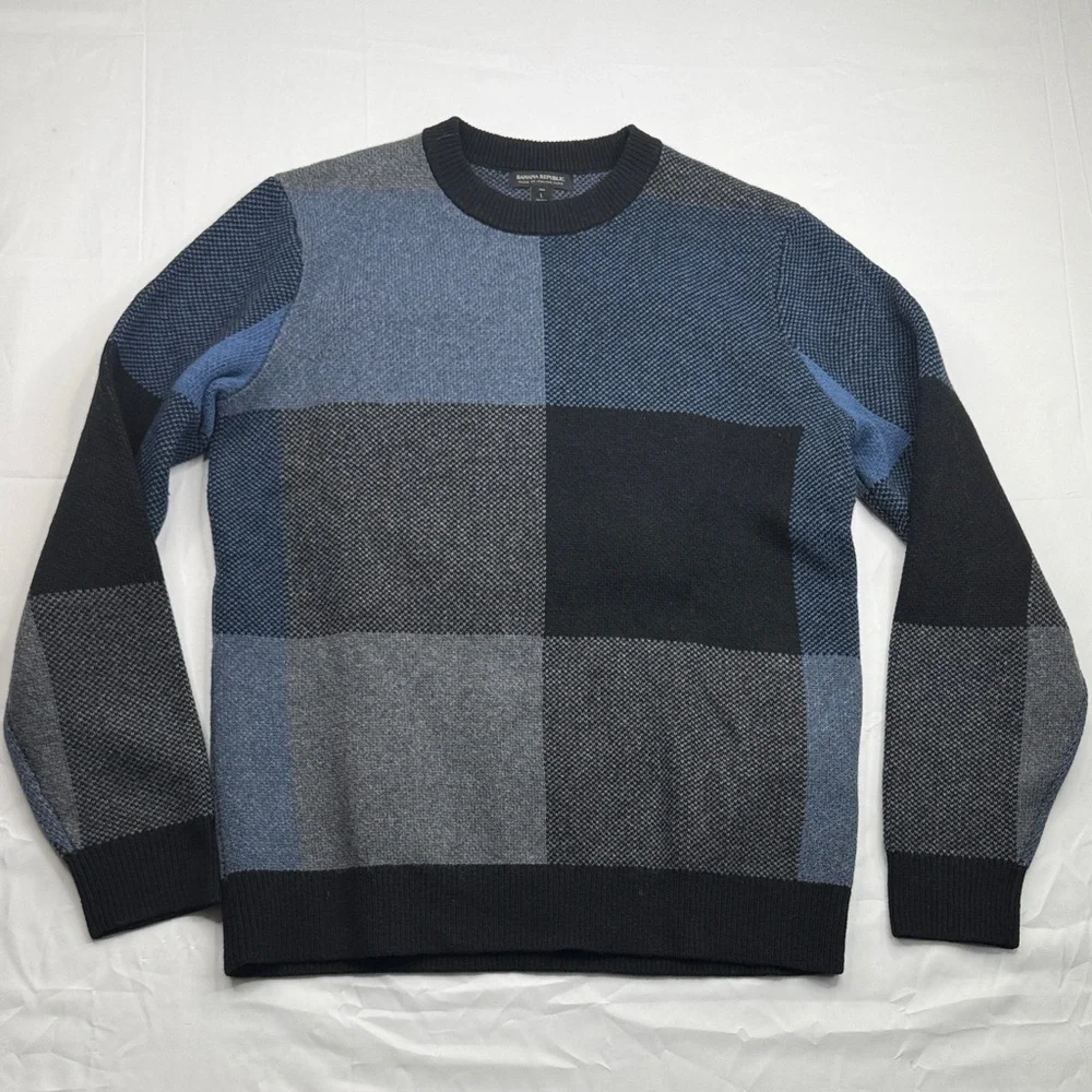 Banana Republic Men's Blue and Gray Crewneck Sweater recycled Italian wool